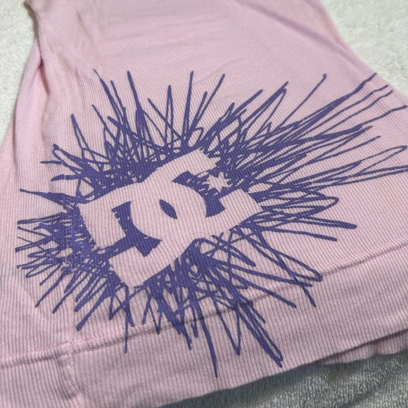 Vintage Y2K DC Shoes brand, ribbed baby pink tank top, juniors size Large - Picture 3 of 7